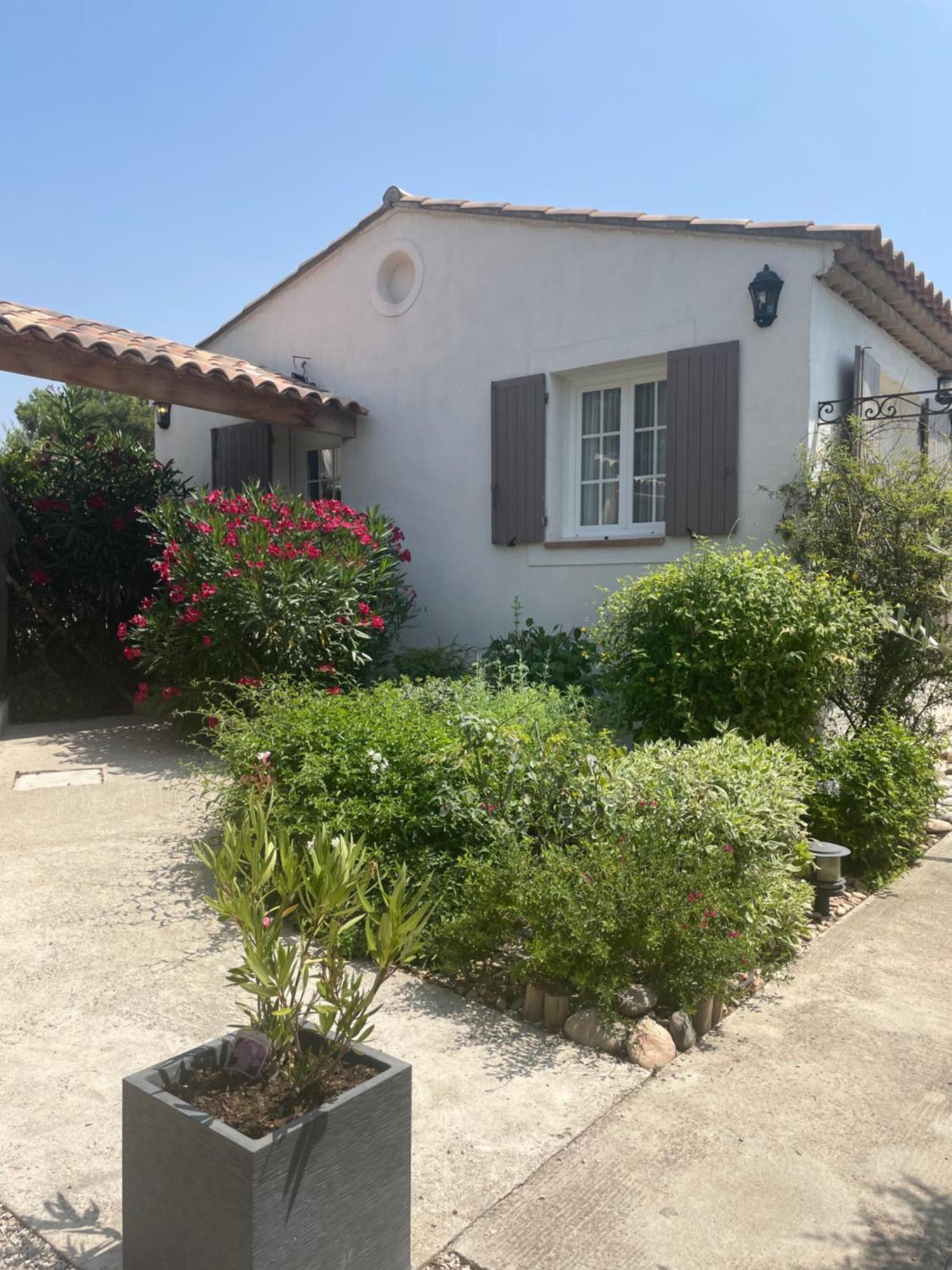 Villa Le Luberon Merindol Exterior photo