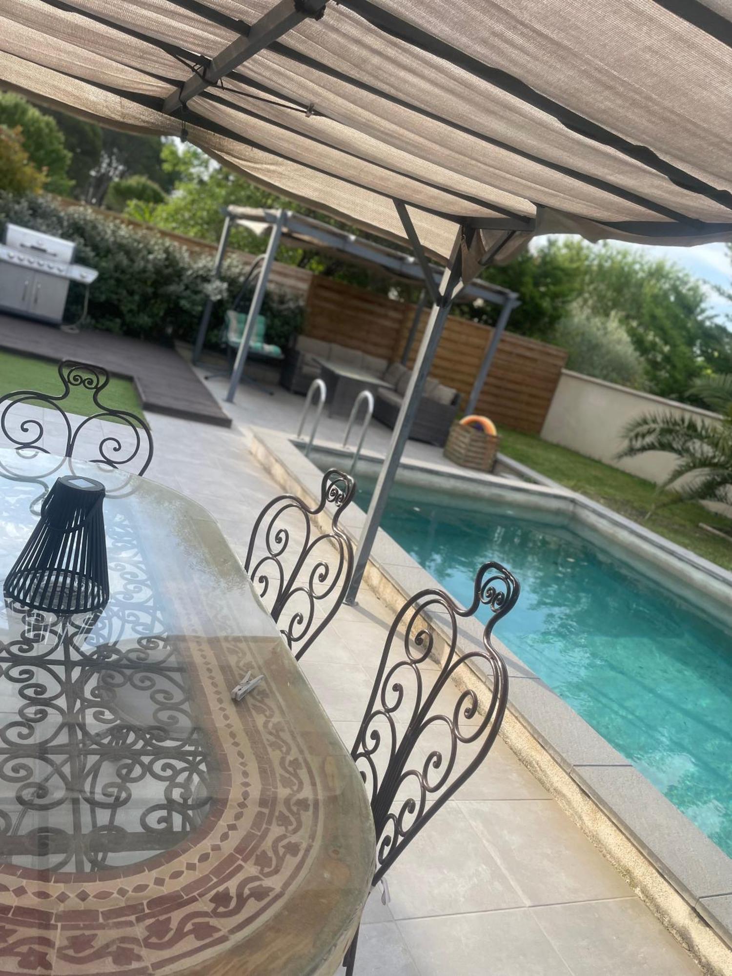 Villa Le Luberon Merindol Exterior photo